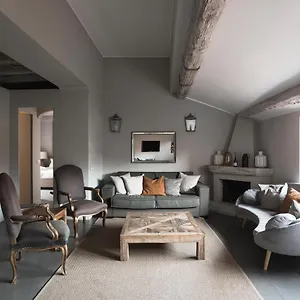  Apartamento Charming Penthouse In Piazza Venezia With Terrace